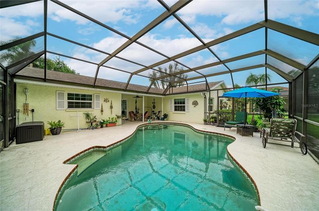 4723 PALM AIRE CIRCLE, Sarasota, FL 34243