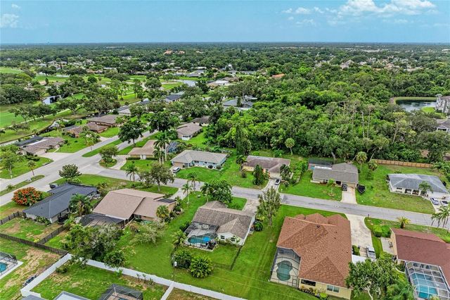 4723 PALM AIRE CIRCLE, Sarasota, FL 34243
