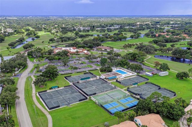 4723 PALM AIRE CIRCLE, Sarasota, FL 34243