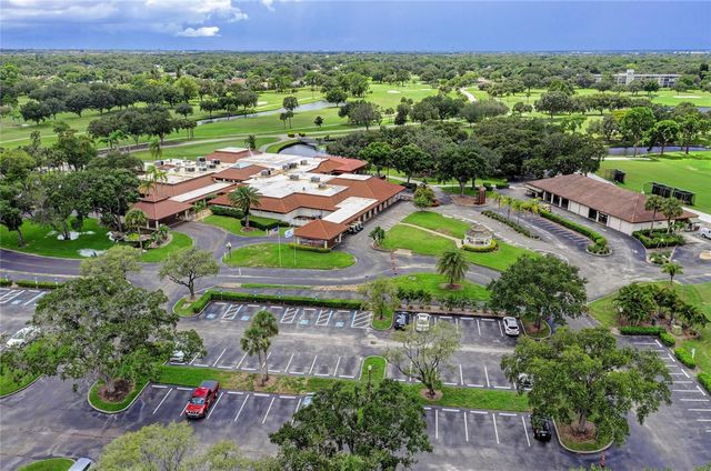 4723 PALM AIRE CIRCLE, Sarasota, FL 34243