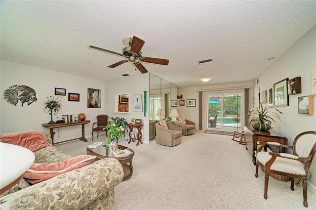 4723 PALM AIRE CIRCLE, Sarasota, FL 34243