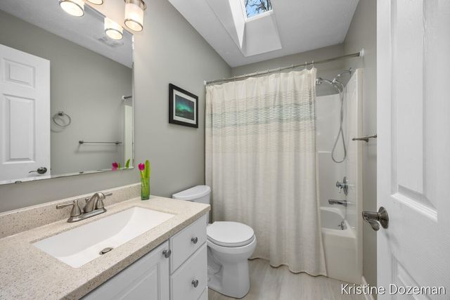 7655 Raven Ridge Drive, Caledonia Twp, MI 49316