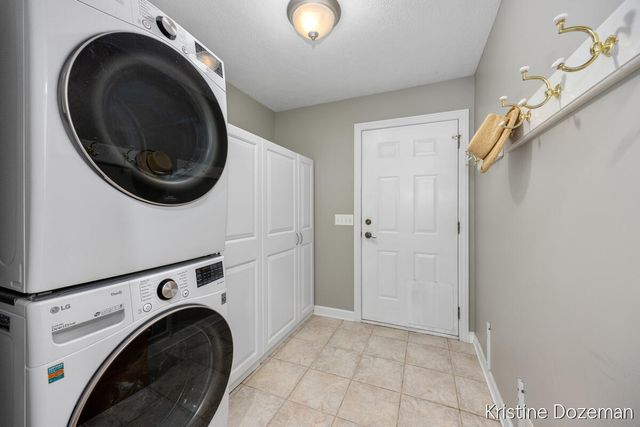 7655 Raven Ridge Drive, Caledonia Twp, MI 49316