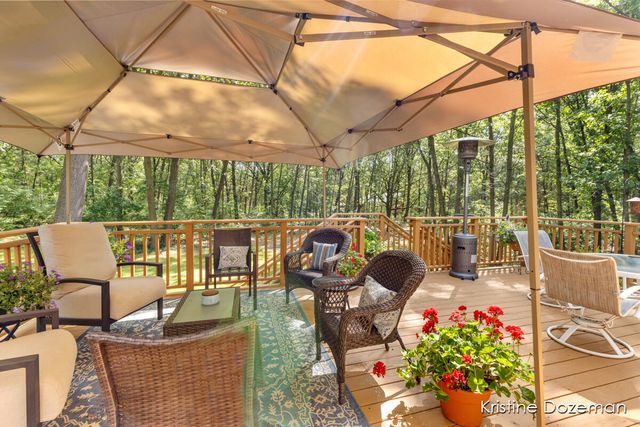7655 Raven Ridge Drive, Caledonia Twp, MI 49316