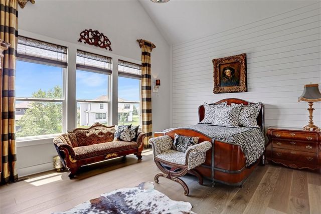17137 Bradshaw Street, Overland Park, KS 66221