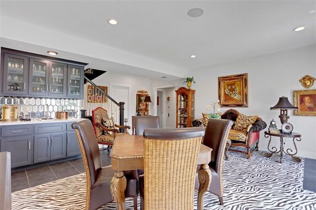 17137 Bradshaw Street, Overland Park, KS 66221