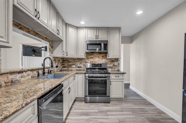 4342 Hialeah Drive, Pasadena, TX 77503