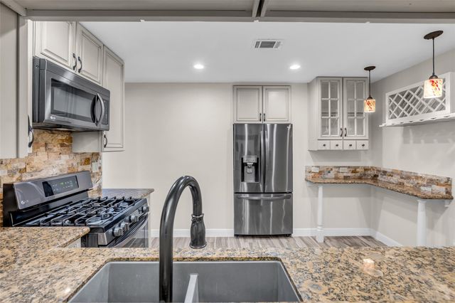 4342 Hialeah Drive, Pasadena, TX 77503