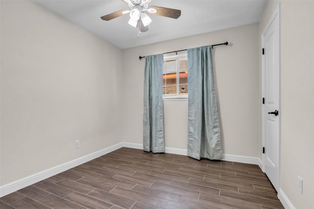 4342 Hialeah Drive, Pasadena, TX 77503