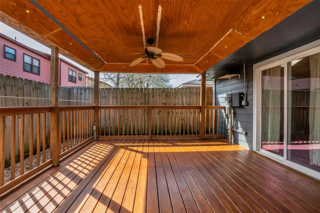 4342 Hialeah Drive, Pasadena, TX 77503