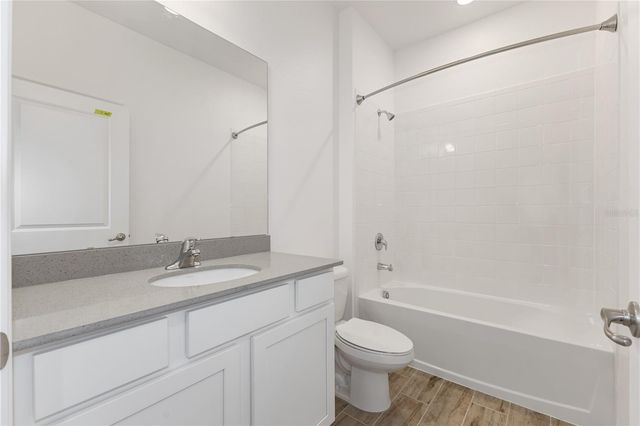 2244 SIRENA LANE, Mount Dora, FL 32757