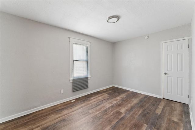 4046 E 68TH Terrace, Kansas City, MO 64132