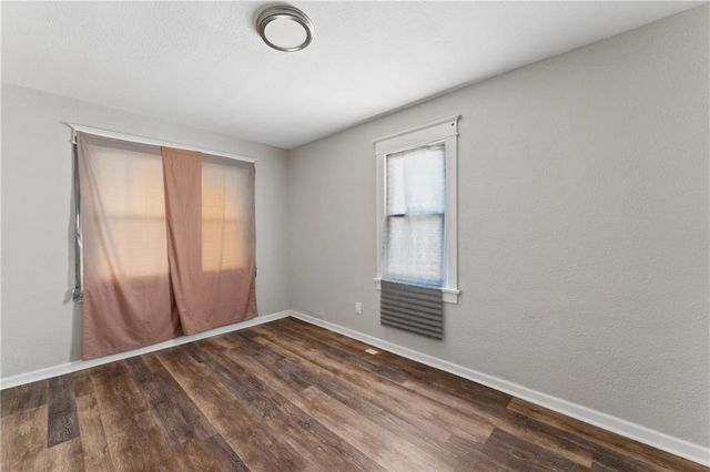 4046 E 68TH Terrace, Kansas City, MO 64132