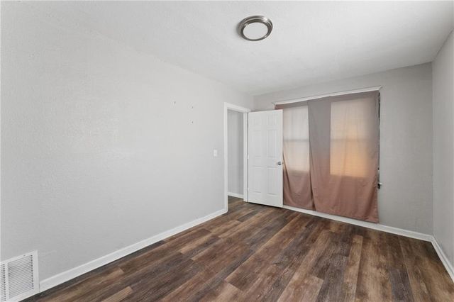 4046 E 68TH Terrace, Kansas City, MO 64132