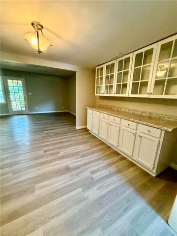 2902 Saint Marks Road F, Winston-salem, NC 27103