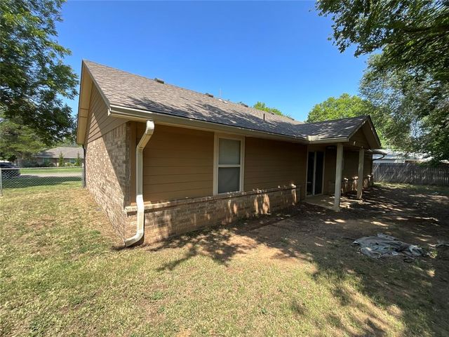 401 N 5th Street, Noble, OK 73068