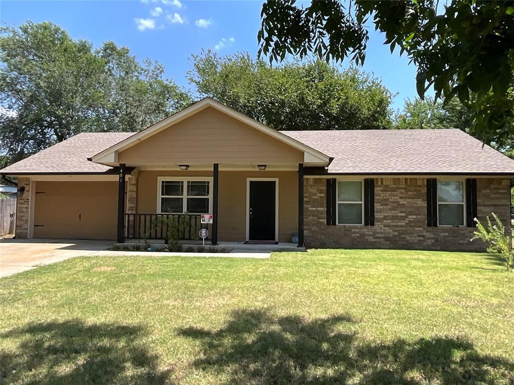 401 N 5th Street, Noble, OK 73068