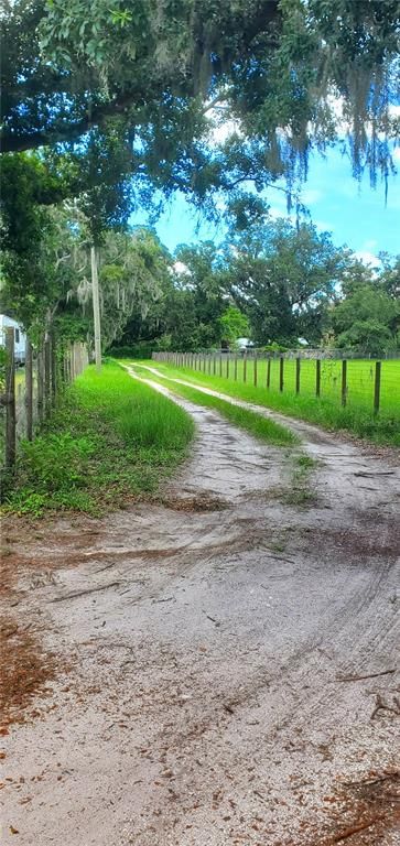11416 BRAHMAN ROAD, Lithia, FL 33547