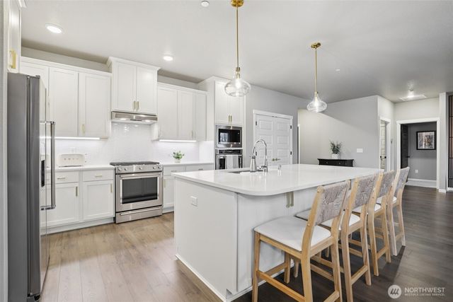 604 NW 25th way, Battle Ground, WA 98604