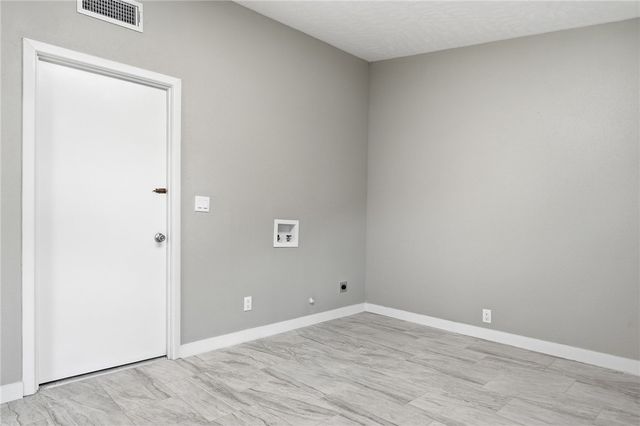 103 Magnolia Pl, Portland, TX 78374