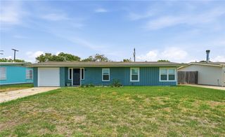 103 Magnolia Pl, Portland, TX 78374