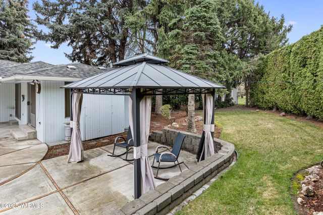 6520 Barge St, Yakima, WA 98908