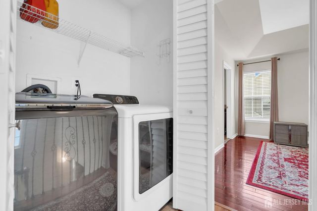 35 Cannon Road, Old Bridge, NJ 08857