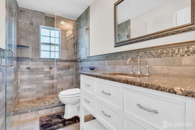 35 Cannon Road, Old Bridge, NJ 08857