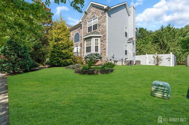 35 Cannon Road, Old Bridge, NJ 08857