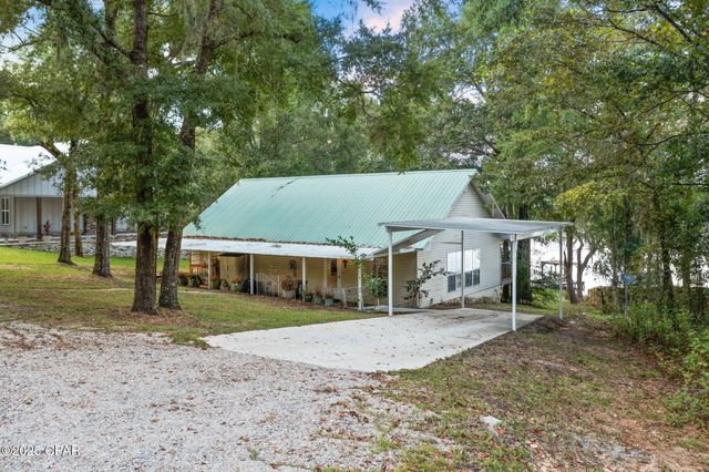 3965 Stillwater Drive, Chipley, FL 32428