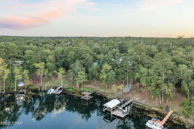 3965 Stillwater Drive, Chipley, FL 32428