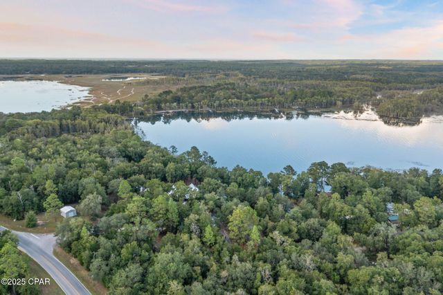 3965 Stillwater Drive, Chipley, FL 32428