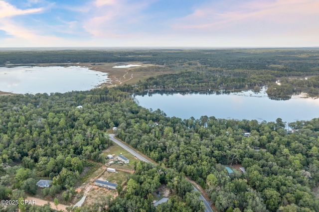 3965 Stillwater Drive, Chipley, FL 32428