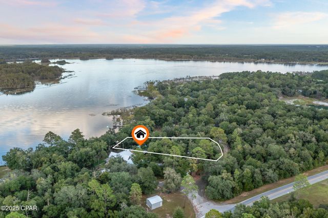 3965 Stillwater Drive, Chipley, FL 32428