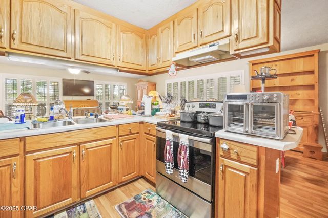 3965 Stillwater Drive, Chipley, FL 32428