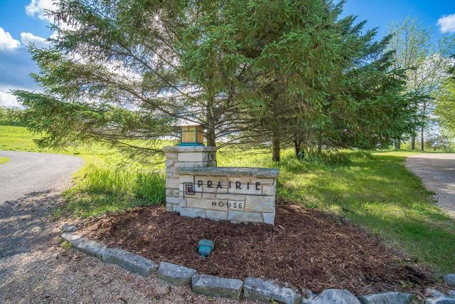N4898 Arrowhead TRAIL, Juneau, WI 53039