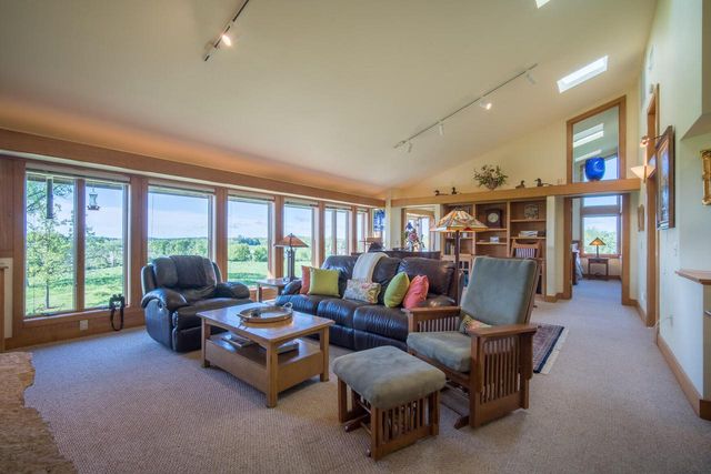 N4898 Arrowhead TRAIL, Juneau, WI 53039