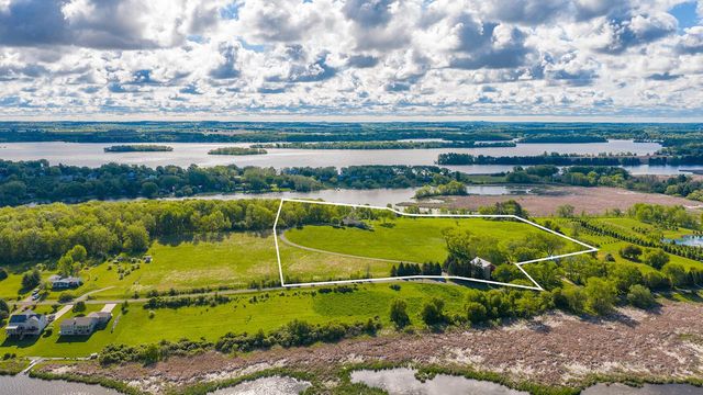 N4898 Arrowhead TRAIL, Juneau, WI 53039