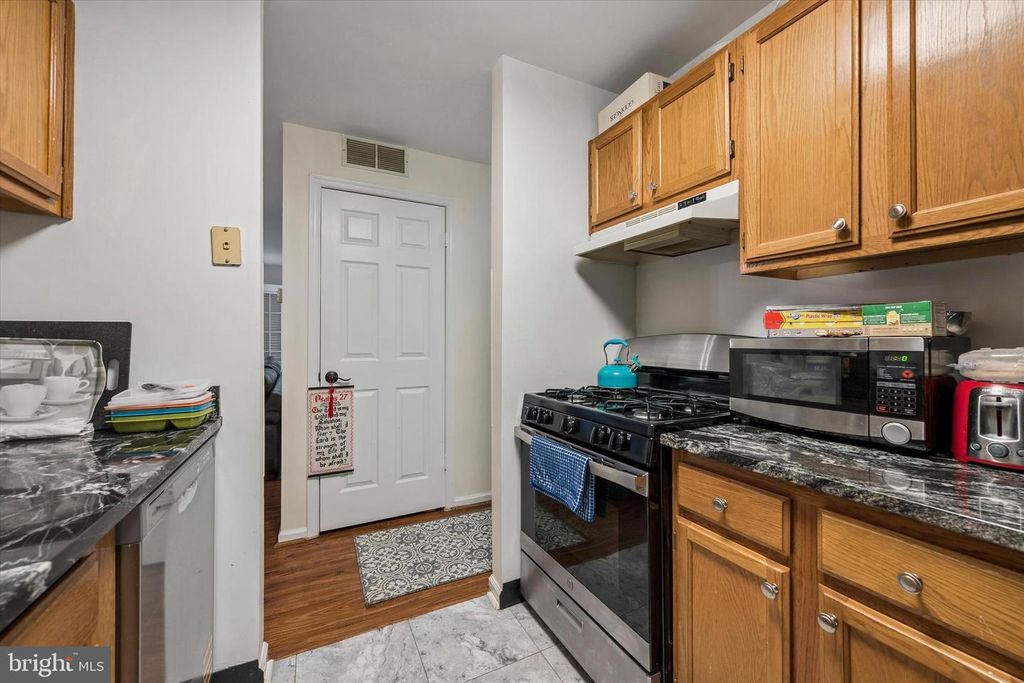 Image 10 of property listing at 1633 BRAKEN AVE #71, Wilmington, DE 19808