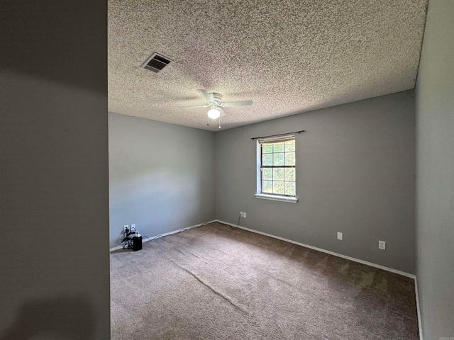 3800 Beaver Circle, Benton, AR 72019