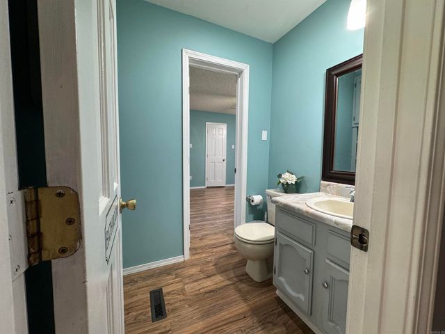 3800 Beaver Circle, Benton, AR 72019