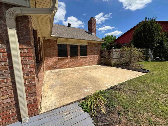 3800 Beaver Circle, Benton, AR 72019