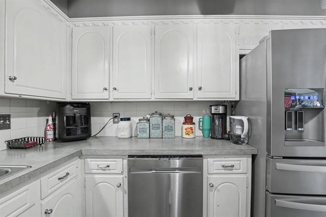 8120 NW 25th Street, Bethany, OK 73008