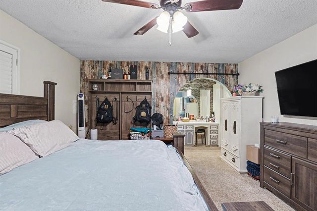 8120 NW 25th Street, Bethany, OK 73008