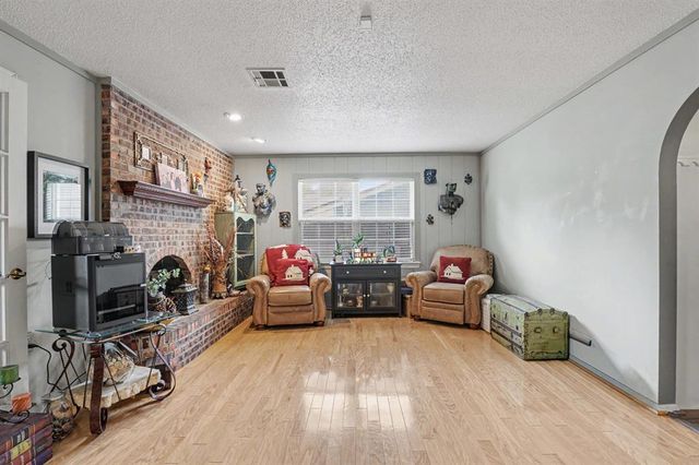8120 NW 25th Street, Bethany, OK 73008