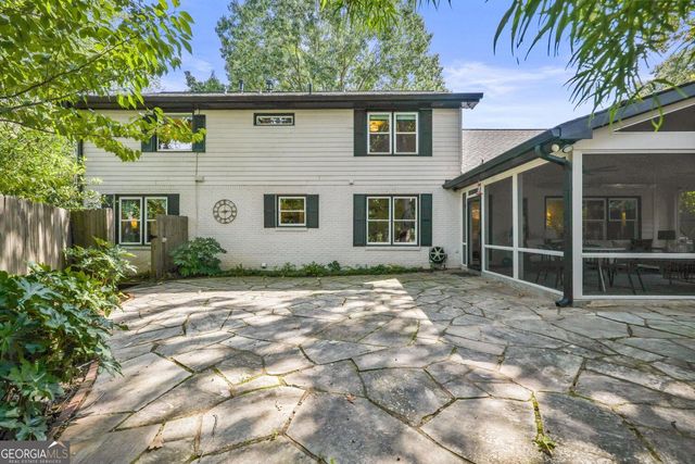 5142 Corners Drive, Atlanta, GA 30338