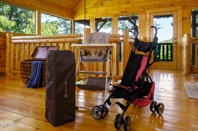 1105 Autumn Path Way, Sevierville, TN 37862