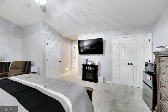 6157 TROTTERS GLEN DR, Hughesville, MD 20637