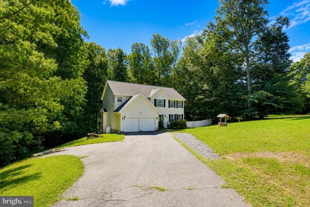 6157 TROTTERS GLEN DR, Hughesville, MD 20637