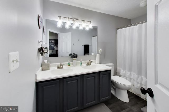 6157 TROTTERS GLEN DR, Hughesville, MD 20637